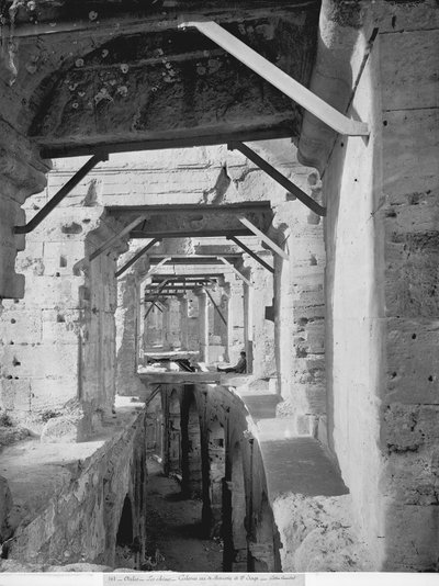 Gallerie al piano terra e al primo piano dell